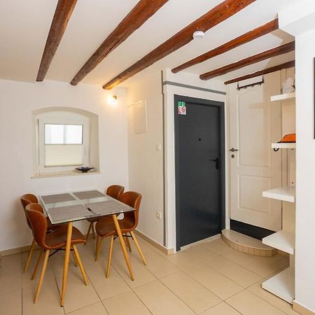 Split Inn Apartments Bagian luar foto