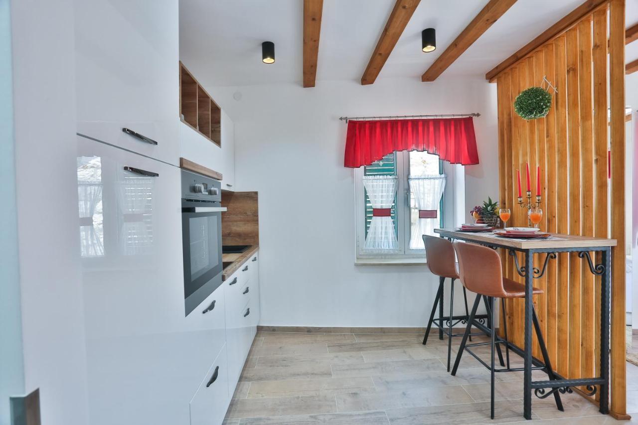 Split Inn Apartments Bagian luar foto