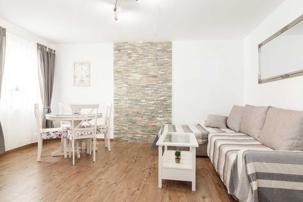 Split Inn Apartments Bagian luar foto