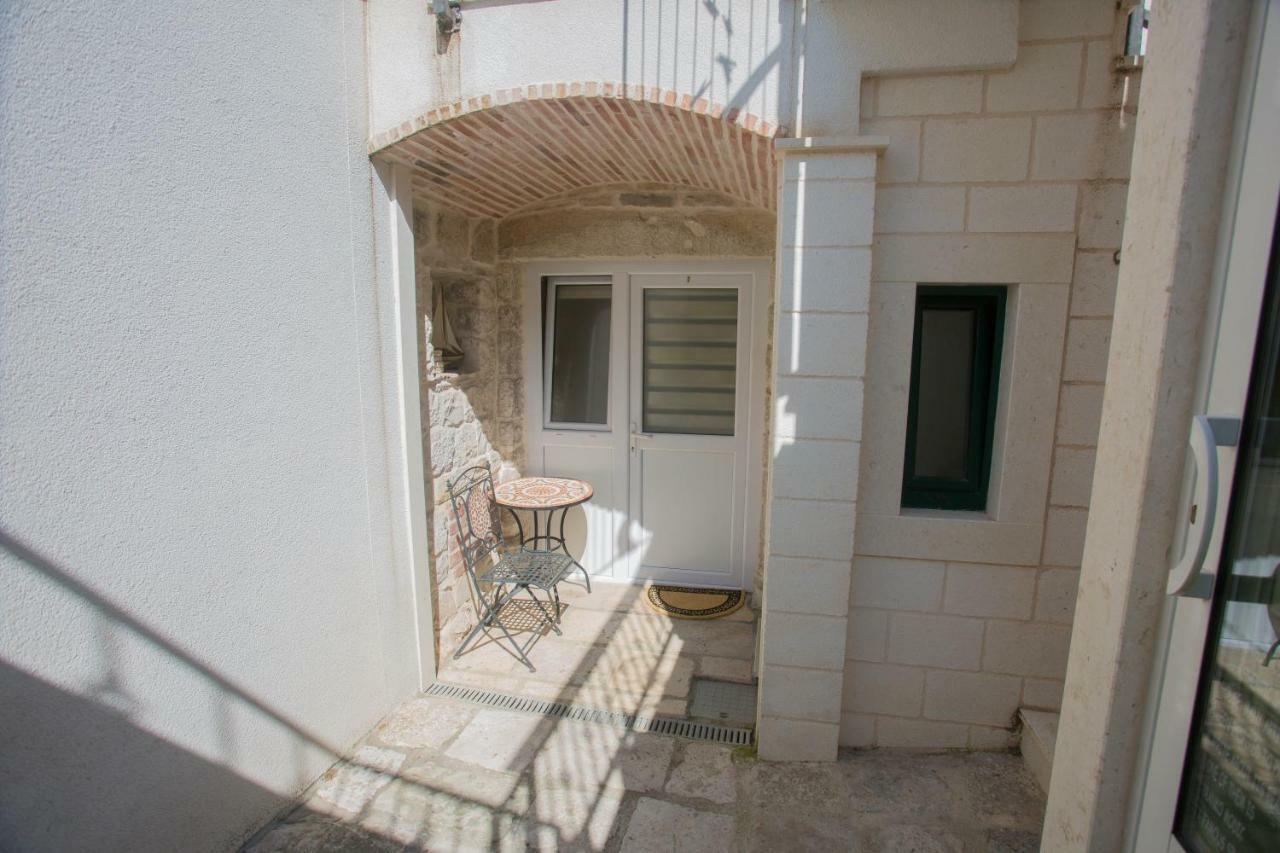 Split Inn Apartments Bagian luar foto