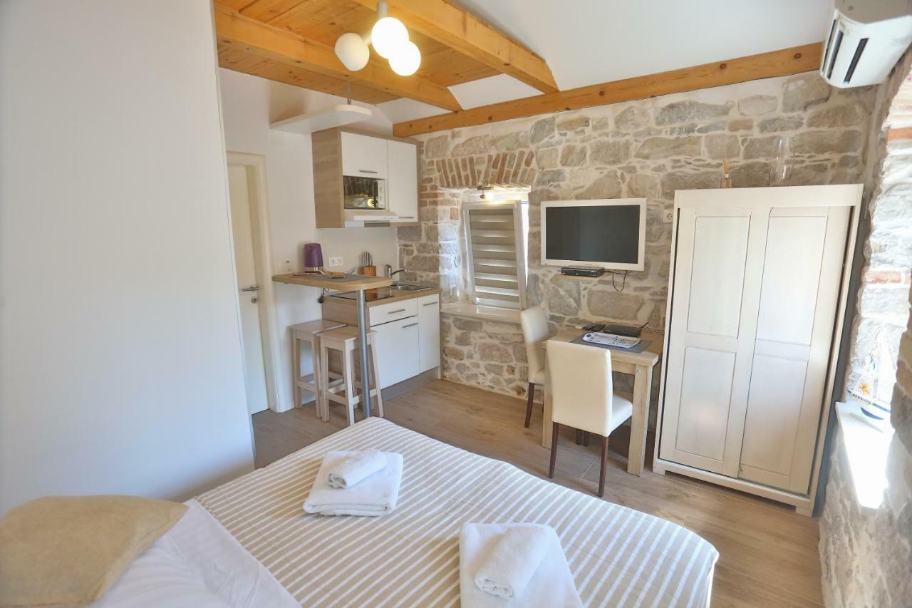 Split Inn Apartments Bagian luar foto